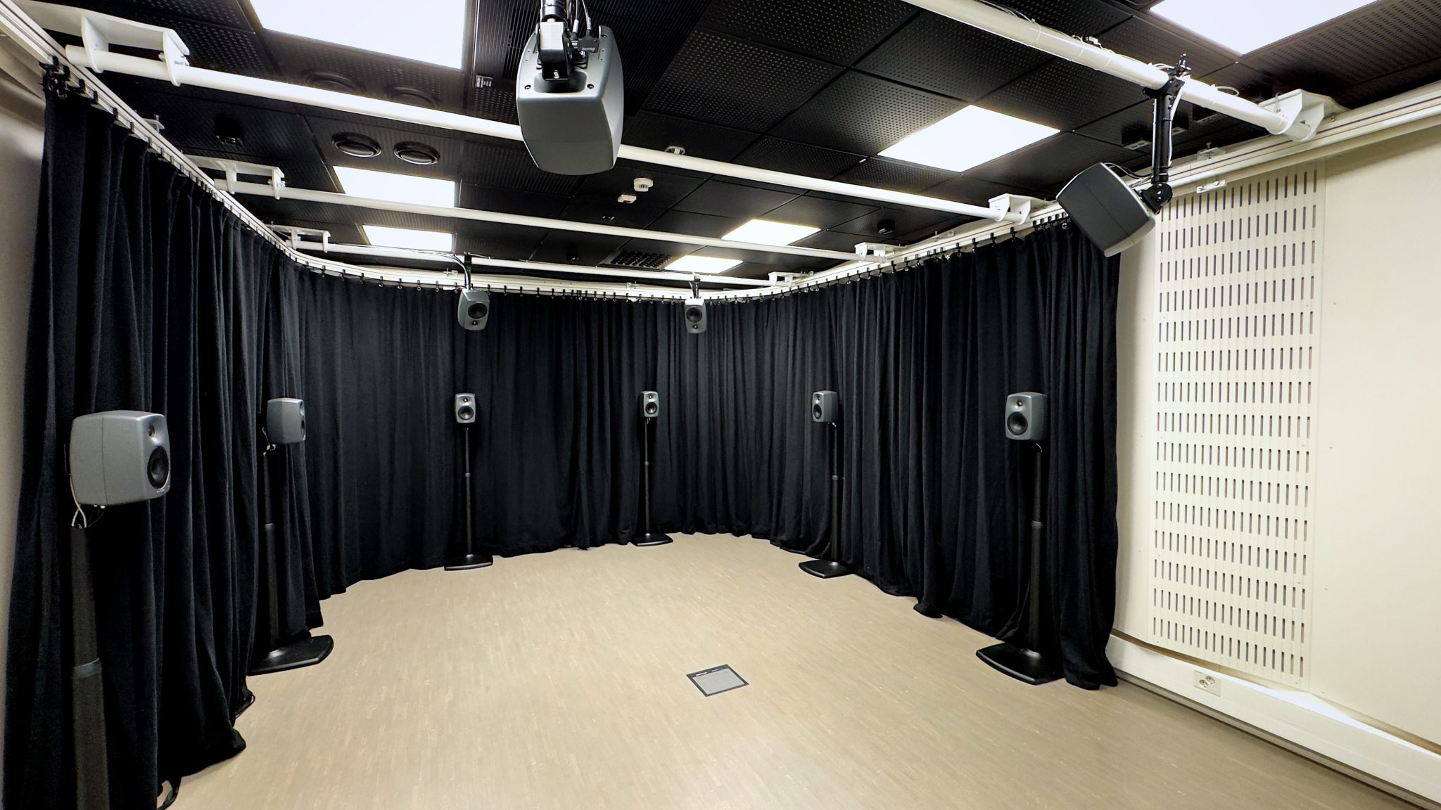 Sound recording with curtains